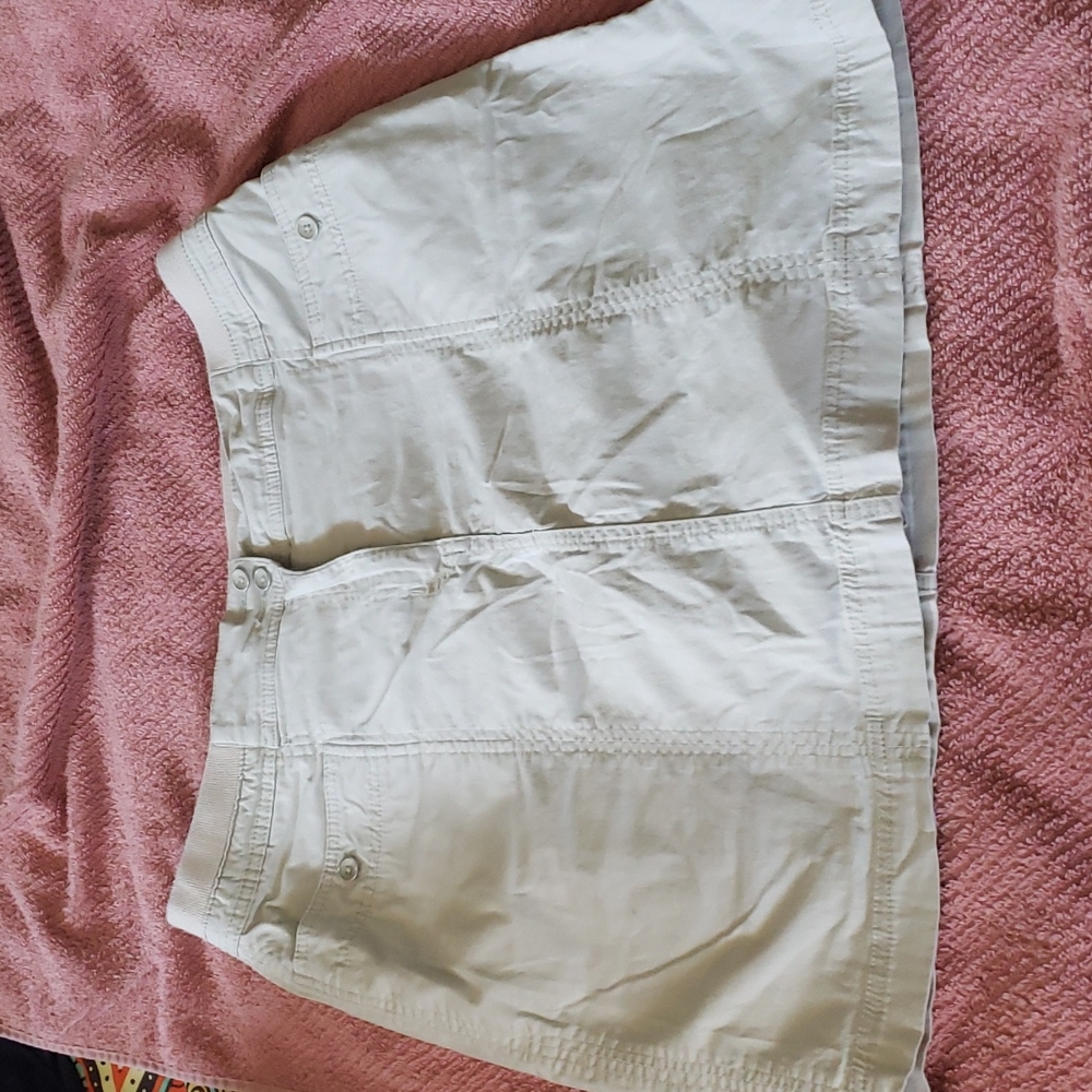 Karen Scott Khaki Skorts 14